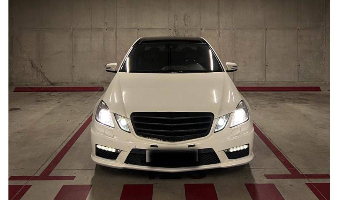Jepet me qera Mercedes Benz E Class duke filluar nga 60 euro dita 