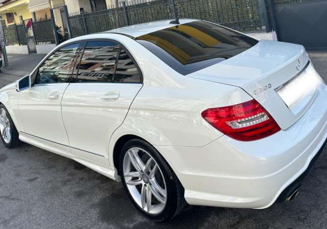 Auto in Vendita a Tirana - 10,000 Euro