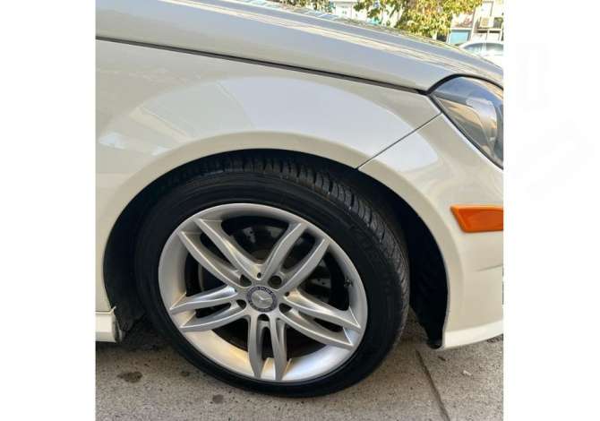 Auto in Vendita a Tirana, Mercedes-Benz, 2012 Benzine,Kambio Automatik Pagamento 10,000  Euro.