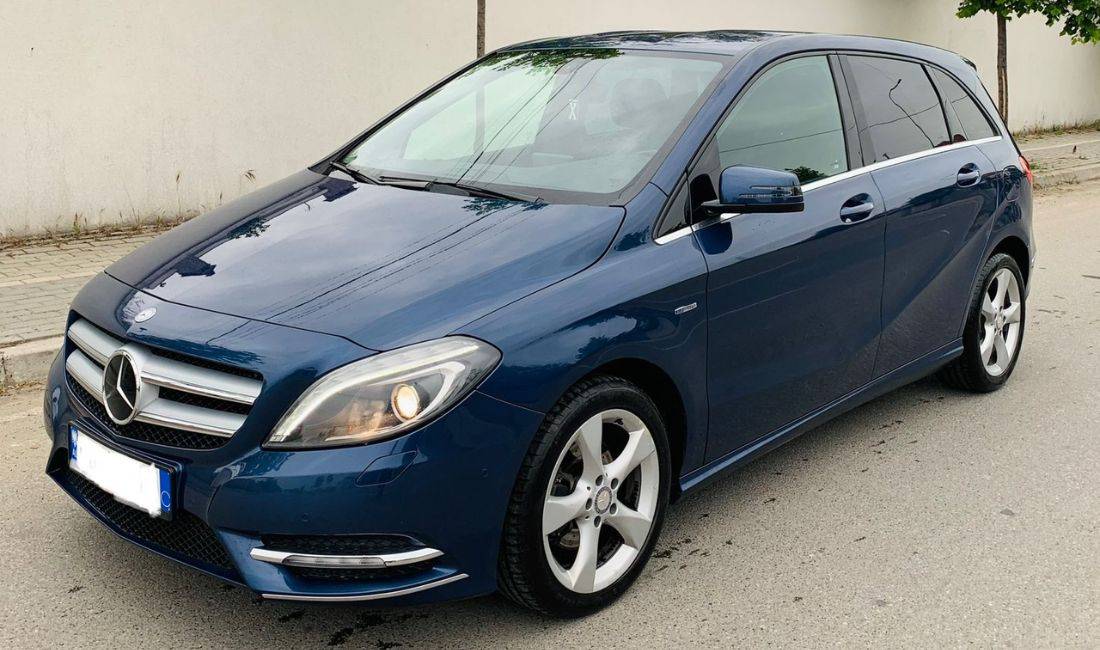 Auto in Vendita a Tirana, Mercedes-Benz, 2013 Diesel,Kambio Automatik Pagamento 9,000  Euro.