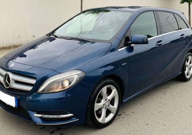 Auto in Vendita a Tirana - 9,000 Euro