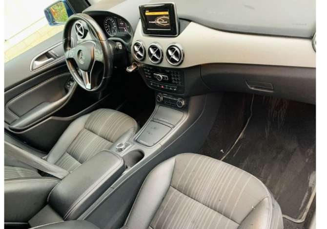 Auto in Vendita a Tirana, Mercedes-Benz, 2013 Diesel,Kambio Automatik Pagamento 9,000  Euro.