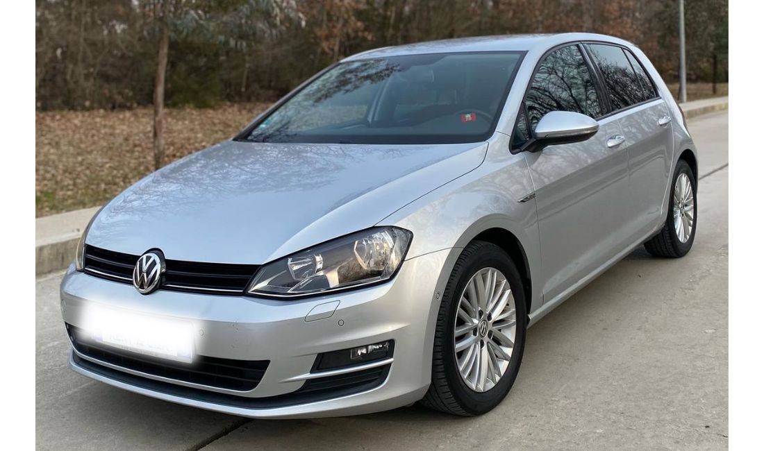 Jepet me qera Makina Wolkswagen Golf 7 2015 duke filluar nga 40 euro dita