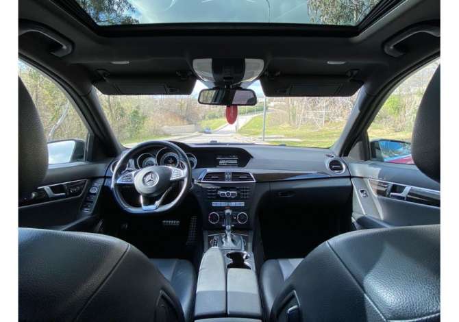 Jepet me qera Makina Mercedes Benz C-Class 250 CGI duke filluar nga 50 euro dita