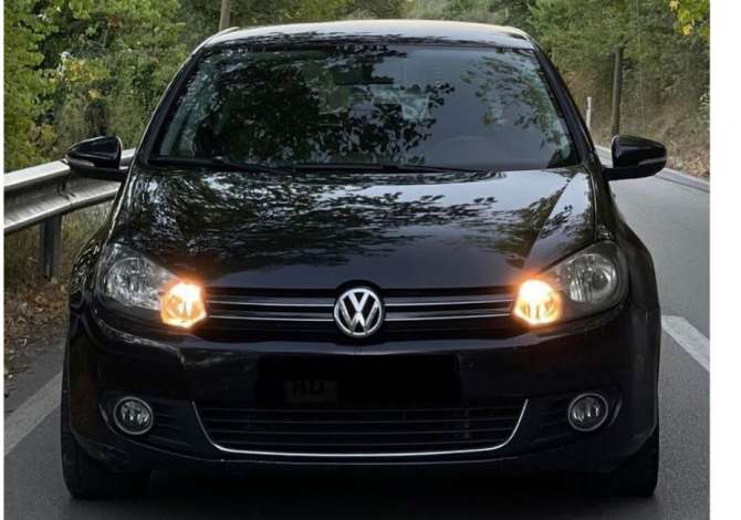 Jepet me qera Volkswagen Golf 6 duke filluar nga 35 euro dita