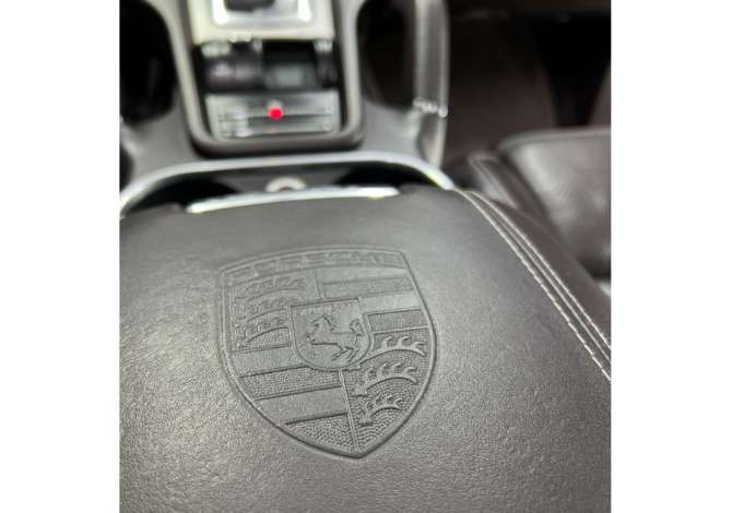 Jepet me qera Porche Cayenne, duke filluar nga 100 euro ne dite