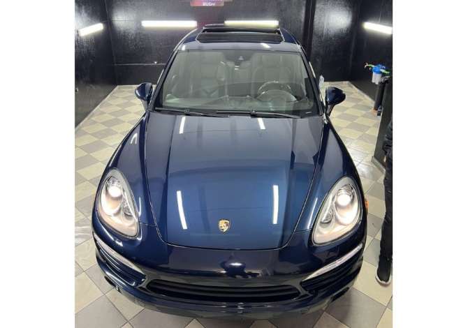 Jepet me qera Porche Cayenne, duke filluar nga 100 euro ne dite
