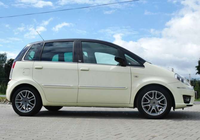 Noleggio Auto a Tirana - 35 Euro