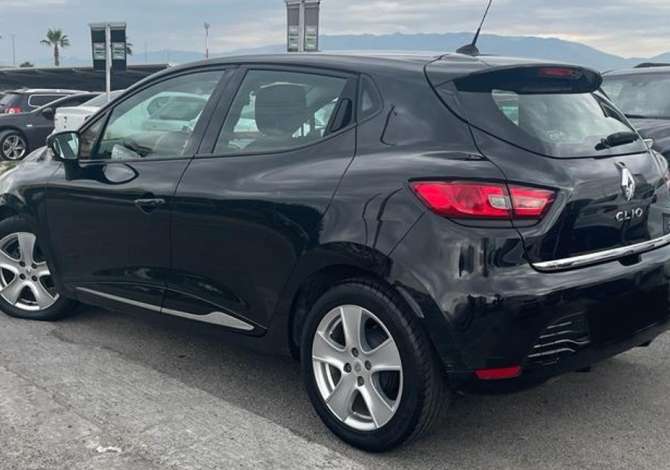 Jepet me qera Renault Clio 2014 duke filluar nga 30 Euro 
