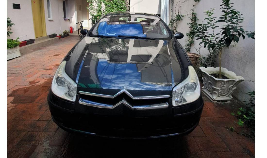Jepet me Qera Makina Citroen C5 me qera ditore 25 Euro
