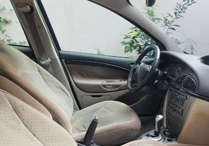 Jepet me Qera Makina Citroen C5 me qera ditore 25 Euro