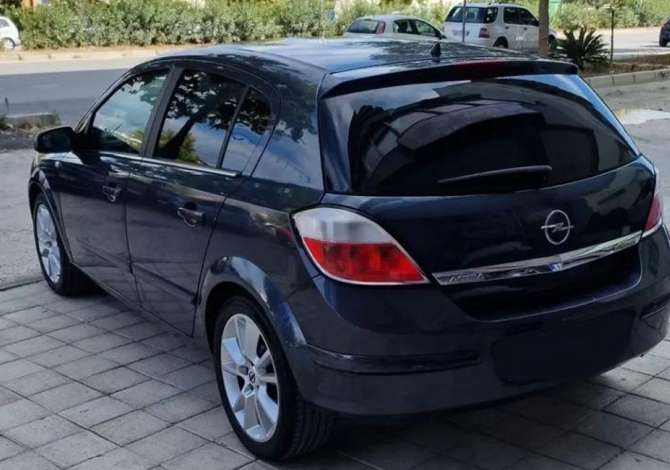  Jepet me qera Makina Opel Astra duke filluar nga 25 euro ne dite