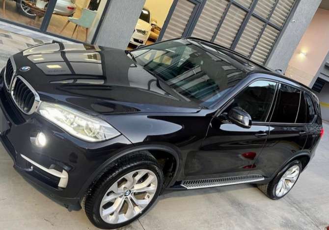 Jepet me qera BMW X5 2015 duke filluar nga 200 euro ne dite