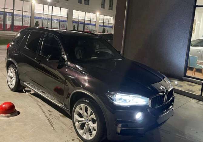 Jepet me qera BMW X5 2015 duke filluar nga 200 euro ne dite