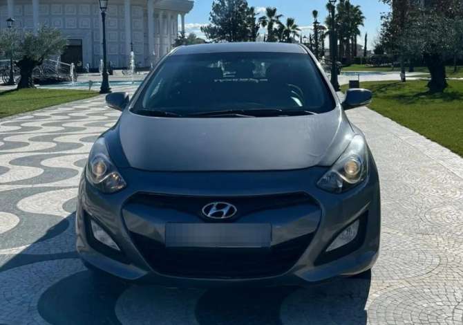 Jepet me qera Hyundai i30 duke filluar nga 40 euro dita