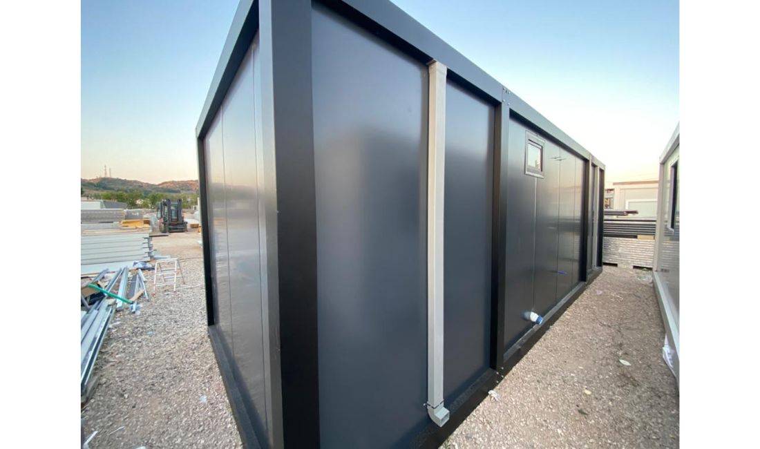 Kompani ndertimi ofron prodhim dhe montim kontinieresh, panele sanduic, panele per dhoma frigoriferike etj.