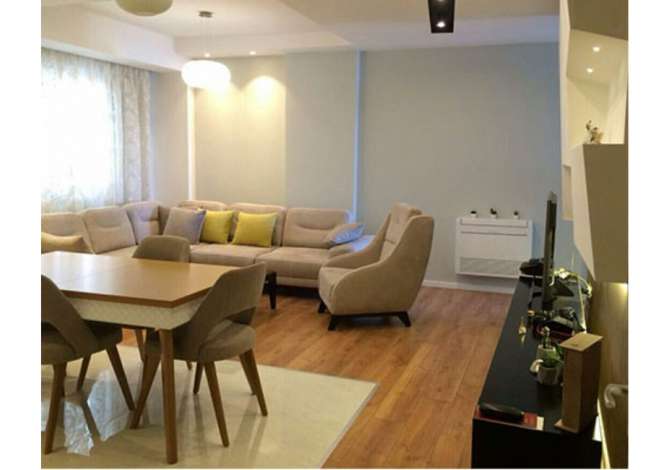 Servizi di srredamento a Tirana - 0 