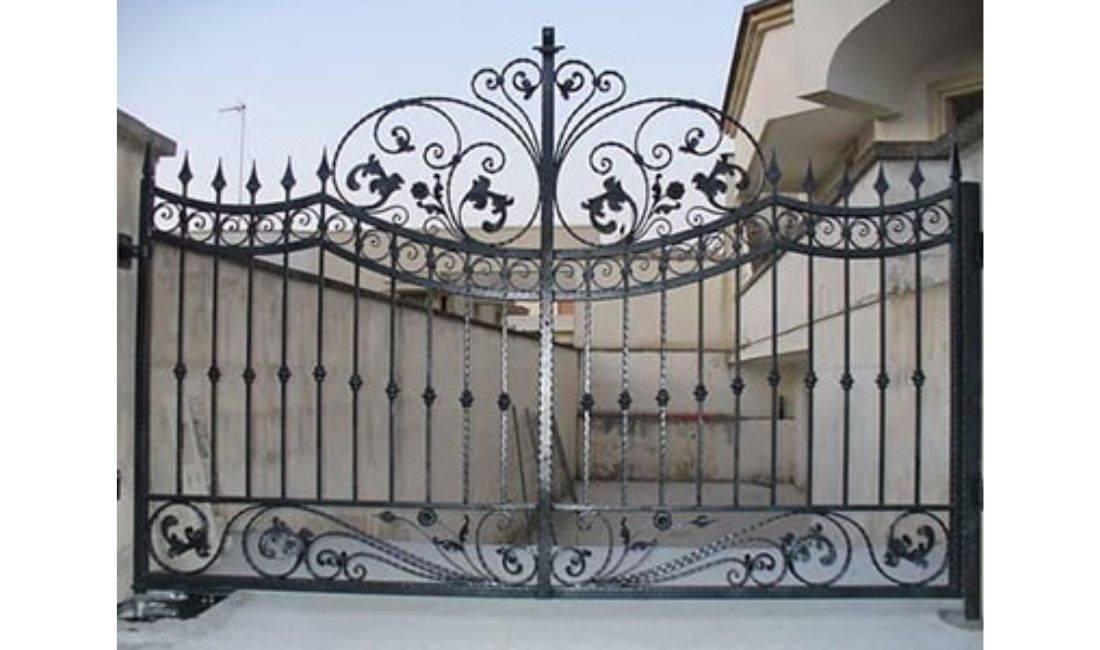 Kompania ofron prodhim konstruksionesh metalike, punime hekuri, profile, llamarina, lama etj.