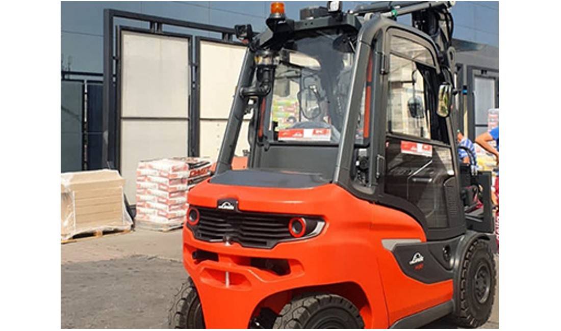 Kompani mirembajtje dhe riparimi per impiante, makineri dhe paisje industriale