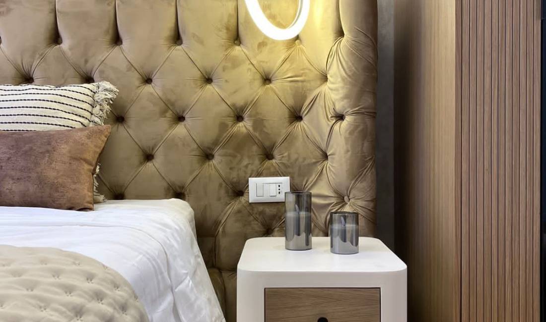 Mobileri per arredimin e apartamenteve, vilave, bareve etj. ofron dhoma gjumi, minibare, divane, kuzhina etj.