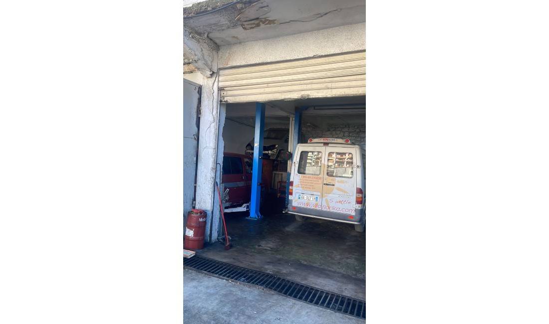 Servis makinash ne Sarande ofron sherbime profesionale per punimet xhenerike, elektrike, diagnostikim, mbushje me gaz kondicioneri etj.