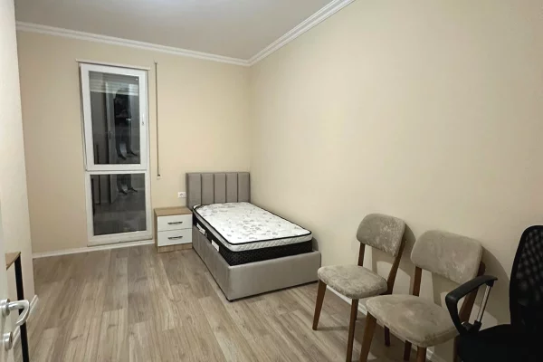 Shtepi me qera Apartament ne Tirane, 2+1, Mobilimi E mobiluar, Pagesa 50,000  Leke.
