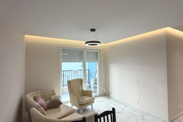 Shtepi me qera 2+1 ne Tirane - 55,000 Leke