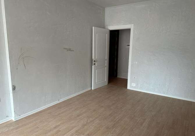 Shtepi ne shitje Apartament ne Tirane, 1+1, Mobilimi Bosh, pa mobiluar, Pagesa 120,000  Euro.