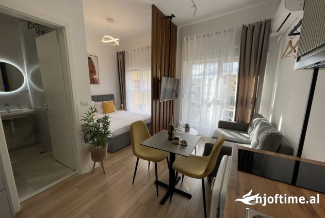 Shitet Garsoniere Ali Demi