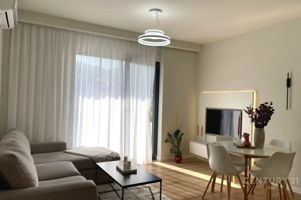Shtepi ne shitje Apartament ne Tirane, 2+1, Mobilimi E mobiluar, Pagesa 230,000  Euro.