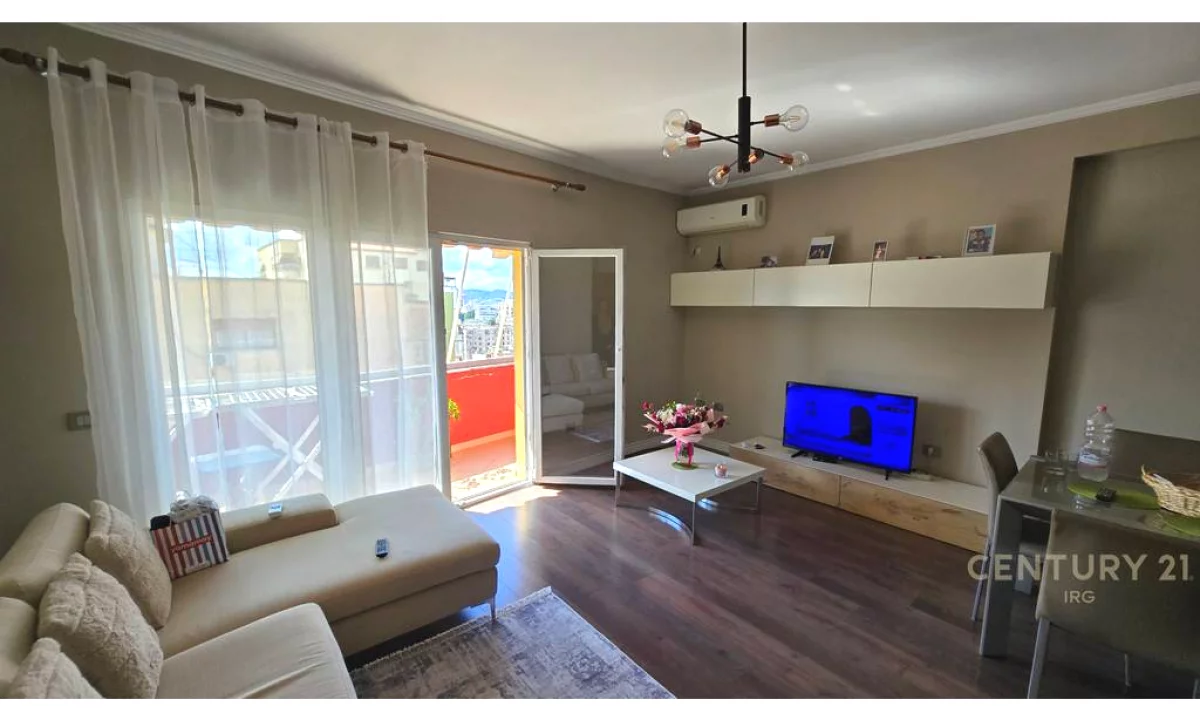 Shtepi ne shitje Apartament ne Tirane, 1+1, Mobilimi E mobiluar, Pagesa 139,000  Euro.