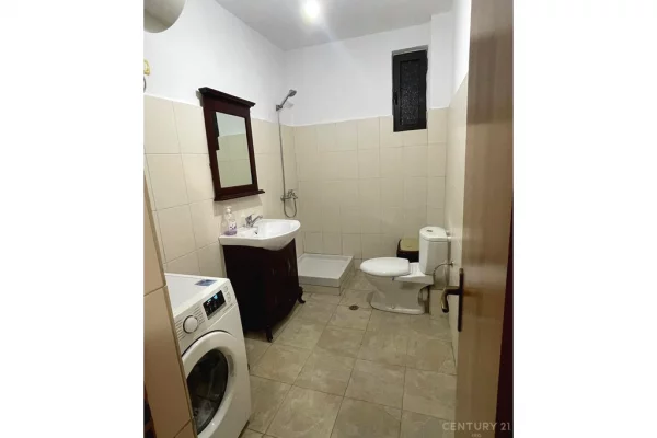 Shtepi me qera Apartament ne Tirane, 2+1, Mobilimi E mobiluar, Pagesa 600  Euro.