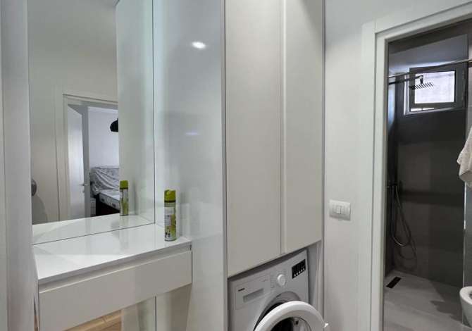 Shtepi me qera Shtepi Private ne Tirane, 2+1, Mobilimi E mobiluar, Pagesa 700  Euro.
