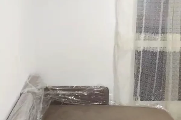 Shtepi me qera Apartament ne Tirane, 1+1, Mobilimi E mobiluar, Pagesa 400  Euro.