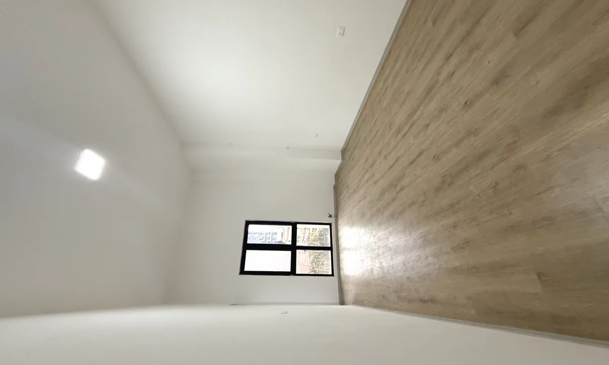 Shtepi ne shitje Apartament ne Tirane, 2+1, Mobilimi Bosh, pa mobiluar, Pagesa 190,000  Euro.