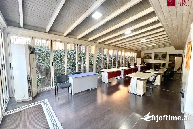 Business Property in Sale 3+1 in Tirana - 600,000 Euro