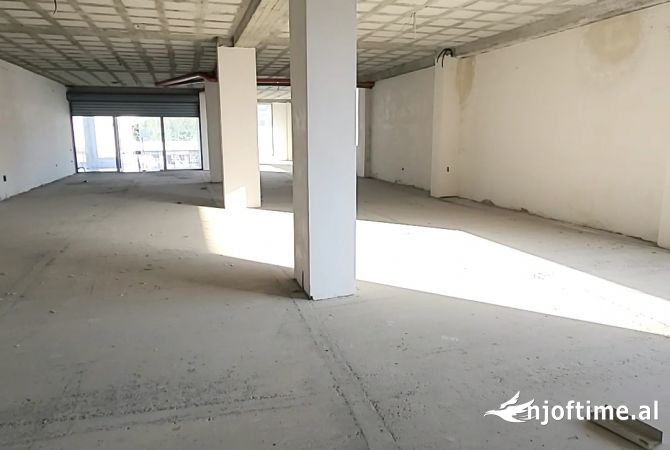 Shitet Njesi Komerciale Biznesi per Hoteleri / AirBNB