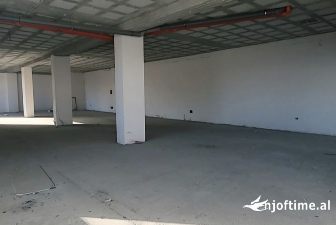 Shitet Njesi Komerciale Biznesi per Hoteleri / AirBNB