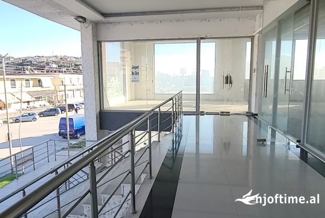 Ambient biznesi ne shitje 1+1 ne Lushnje - 9,999 Euro