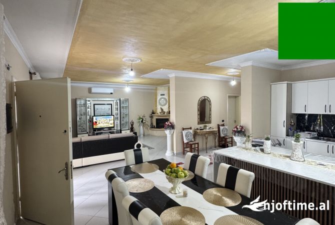 Shtepi ne shitje Vila Luksoze ne Lushnje, 2+1, Mobilimi E mobiluar, Pagesa 150,000  Euro.