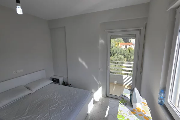 Shtepi ne shitje Apartament ne Lushnje, 2+1, Mobilimi E mobiluar, Pagesa 9,900,000  Leke.