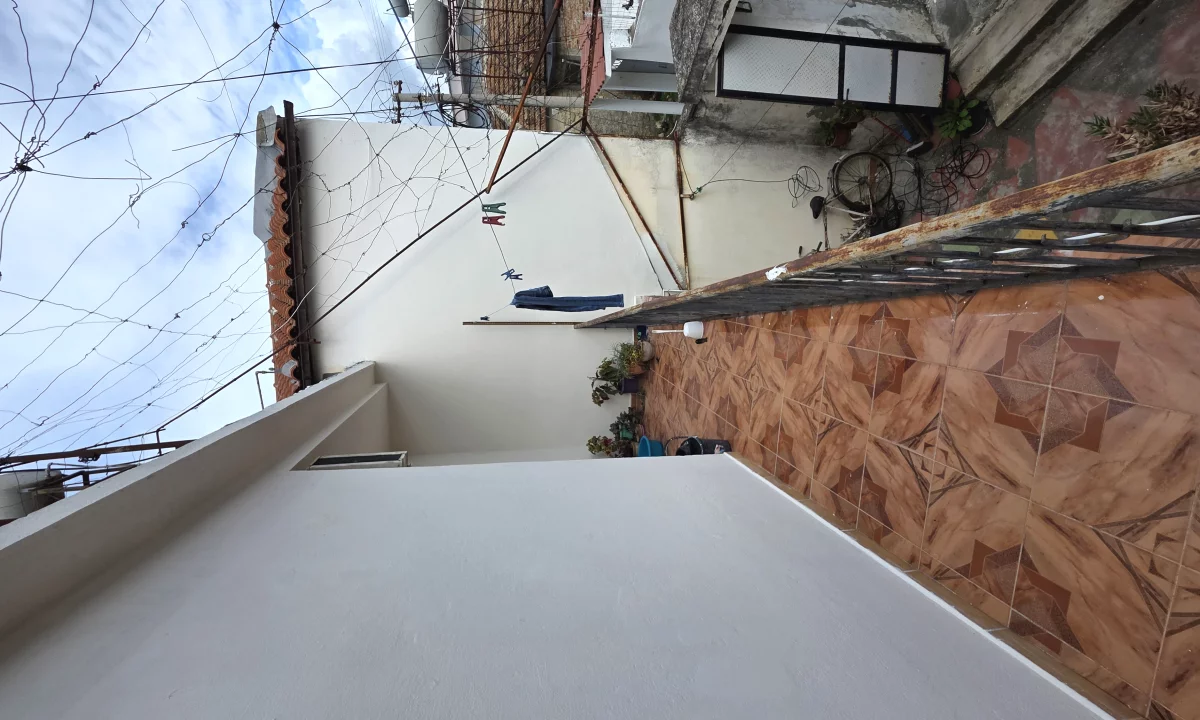 Shtepi ne shitje Apartament ne Lushnje, 2+1, Mobilimi E mobiluar, Pagesa 59,000  Euro.