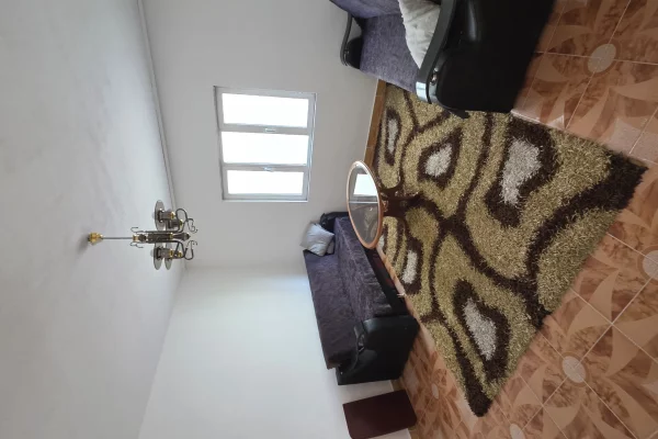 Shtepi ne shitje Apartament ne Lushnje, 2+1, Mobilimi E mobiluar, Pagesa 59,000  Euro.