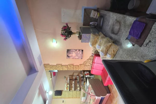 Shtepi ne shitje Apartament ne Lushnje, 1+1, Mobilimi E mobiluar, Pagesa 140,000  Euro.