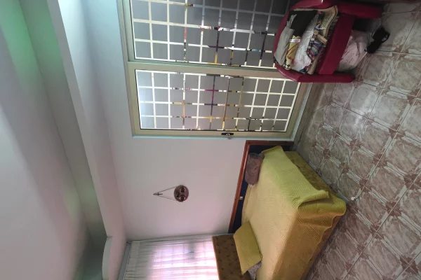 Shtepi ne shitje Apartament ne Lushnje, 1+1, Mobilimi E mobiluar, Pagesa 140,000  Euro.