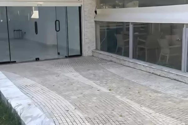 Shitet Dyqan / Njesi Komerciale – Lagja Gafurr Muco, Lushnje