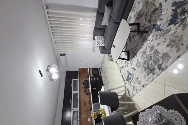 Shtepi ne shitje Vila Luksoze ne Lushnje, 2+1, Mobilimi E mobiluar, Pagesa 278,000  Euro.