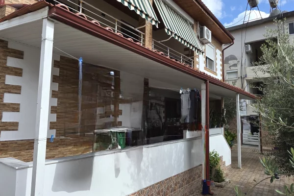 Shtepi ne shitje Vila Luksoze ne Lushnje, 2+1, Mobilimi E mobiluar, Pagesa 278,000  Euro.