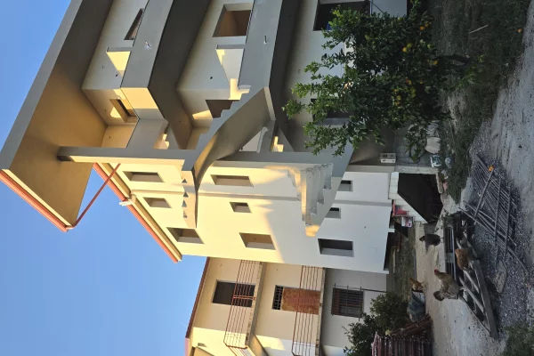 Shtepi ne shitje Shtepi Private ne Lushnje, 2+1, Mobilimi Bosh, pa mobiluar, Pagesa 175,000  Euro.