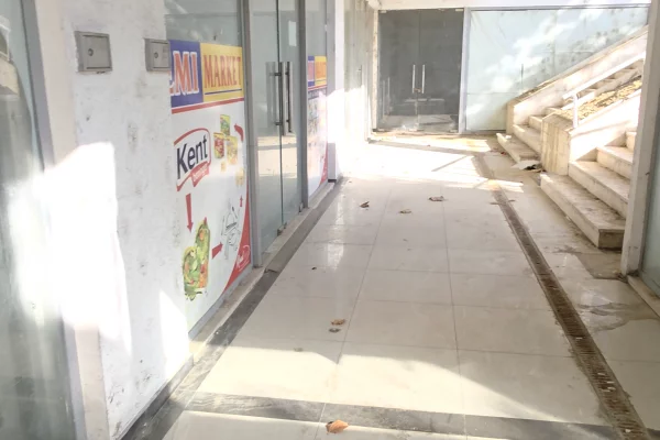 Shitet Njesi Komerciale Shetitorja Stadiumit Lushnje